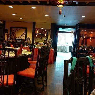 龍門客棧(香港麗豪酒店)