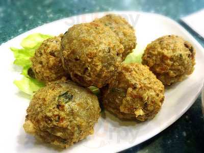 香港仔魚蛋王（寶靈街）