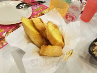 金枕頭泰國餐廳