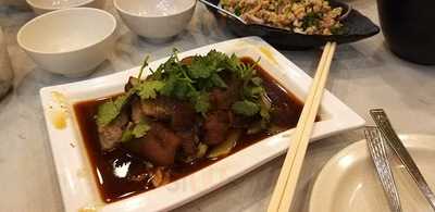 金枕頭泰國餐廳