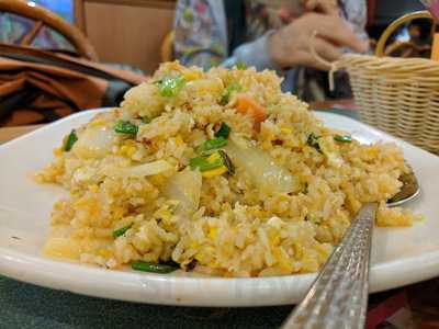 金枕頭泰國餐廳