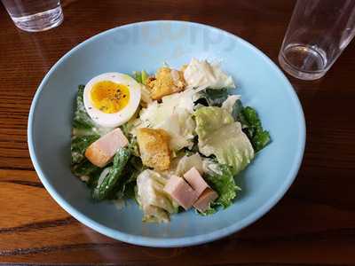 The Salted Pig (荔枝角)