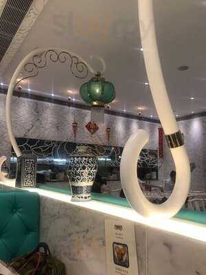 何洪記粥麵專家