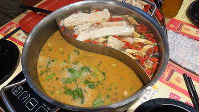 牛牛台式鴛鴦火鍋