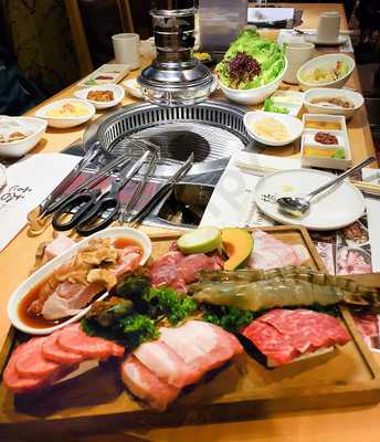 韓珍 (帝國中心)