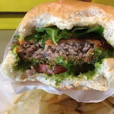 Seafood Stand (安達中心)