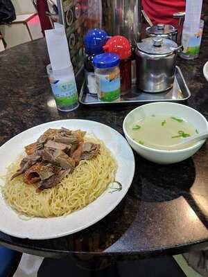 Golden Lake Restaurant