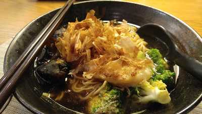 自家湯汁麵食專門店