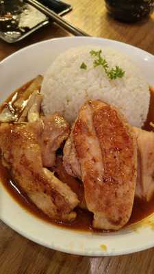 自家湯汁麵食專門店