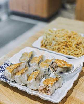 餃掂手工餃子雲吞專門店