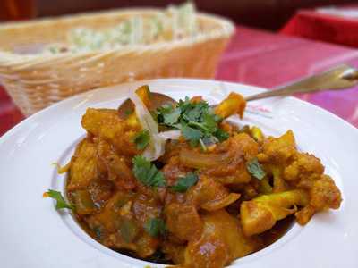 Ebeneezer's Kebabs & Pizzeria