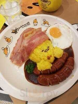 Yata Gudetama Café By Izumi Curry