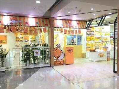 Yata Gudetama Café By Izumi Curry