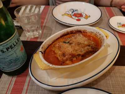 Il Bel Paese (中環香港港鐵站) 