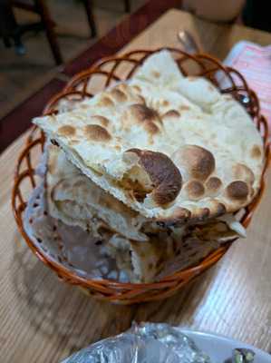 Jo Jo's Kebab Pizza & Curry