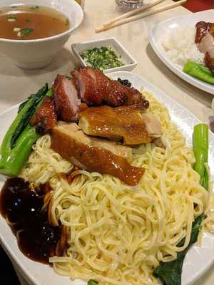 龍邦燒味小廚茶餐廳