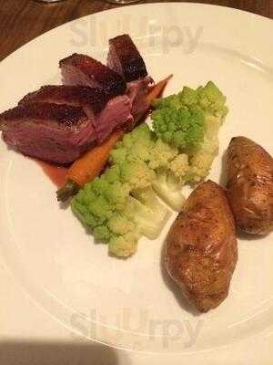 L'assiette Modern Bistro