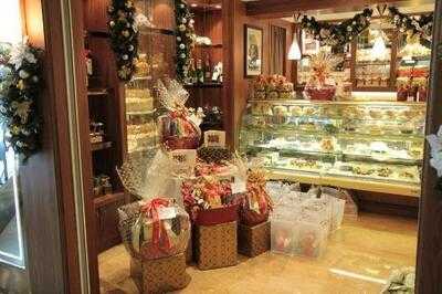 Cova Pasticceria & Confetteria