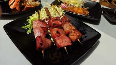 Maroon Café At Silka West Kowloon Hotel