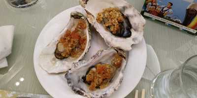 Maroon Café At Silka West Kowloon Hotel