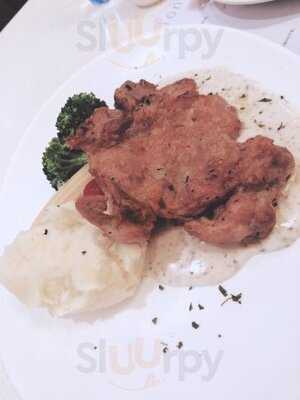 Jingle's oyster + grill