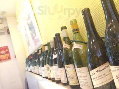 Jingle's oyster + grill