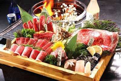 板燒郎燒肉鐵板放題料理專門店