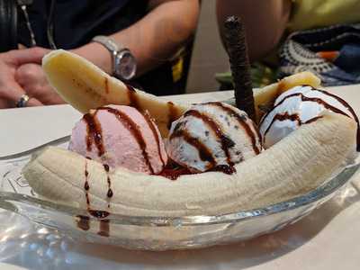 甜聚雪花冰甜品屋