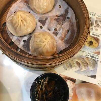 名栈拉面小笼包 (荃昌中心)