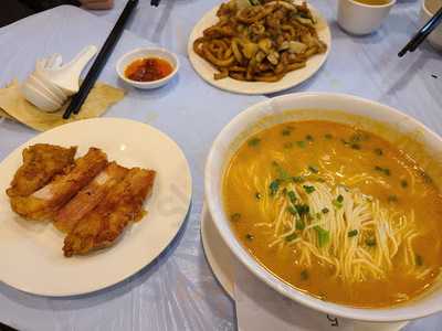 上海一品香菜館 ()