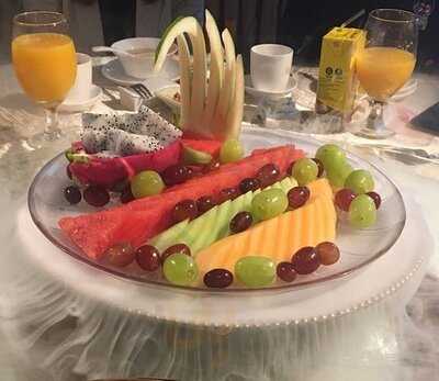 黃金閣 - 澳門賽馬會會員會所