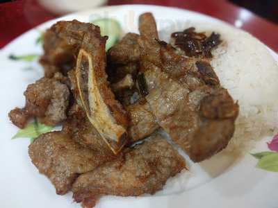 呀爸河河內越南餐厅