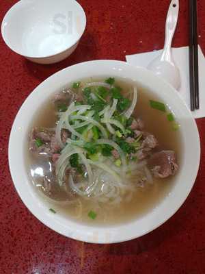 呀爸河河內越南餐厅