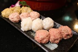 漁火海鮮刺身火鍋