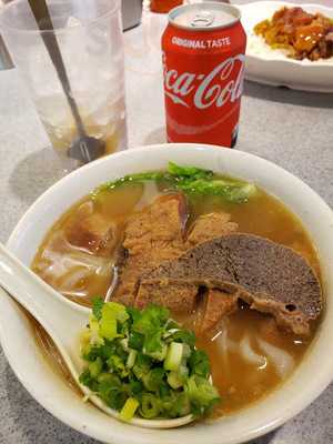 華園牛腩專門店