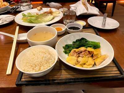 Pool Bar (香港沙田萬怡酒店)