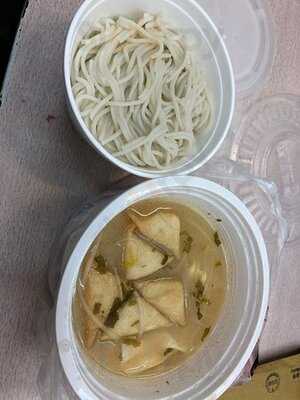 譚仔雲南米線 (謝斐道)