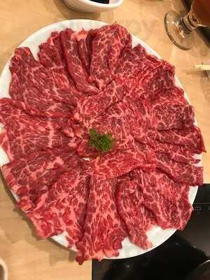 肥牛火鍋海鮮酒家