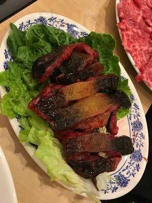 肥牛火鍋海鮮酒家