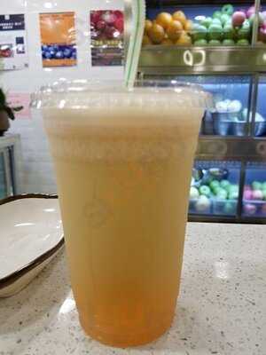 Joyful Juice & Fruit