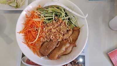 火五越式牛肉粉專門店