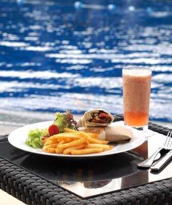 池畔酒吧(沙田凱悅酒店)