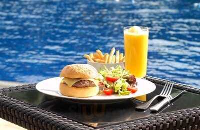 池畔酒吧(沙田凱悅酒店)