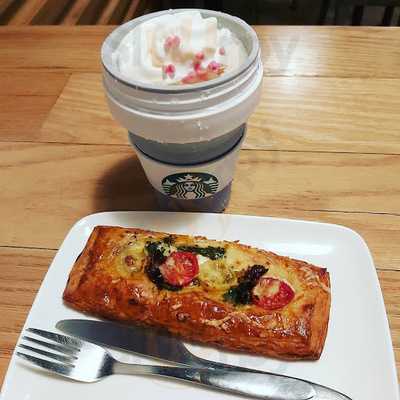 星巴克 (東亞樓)