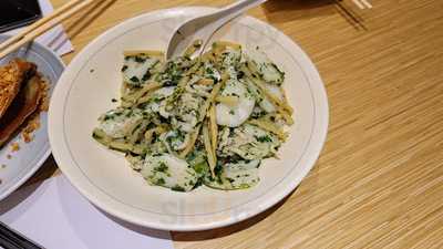 翡翠拉麵小籠包