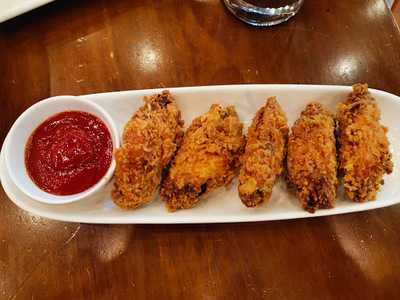 古樸年代咖啡·酒館