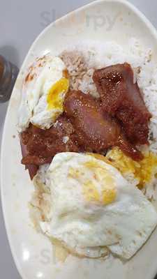 表妹沒事燒臘茶餐廳