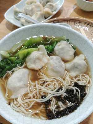 荃灣亨通餃子店