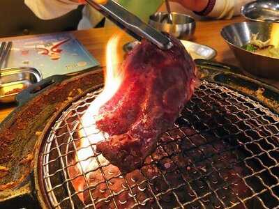 炑八韓烤(荃新天地店)