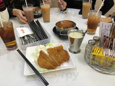 小廚港作 (荔枝角)